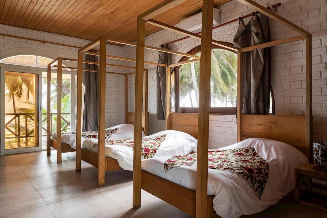Hotel Coucoue Lodge Ассини-Мафия Экстерьер фото